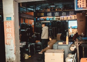 Photo streaming shows