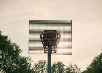 Photo basketball standings