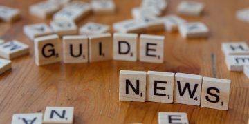 Photo news aggregator